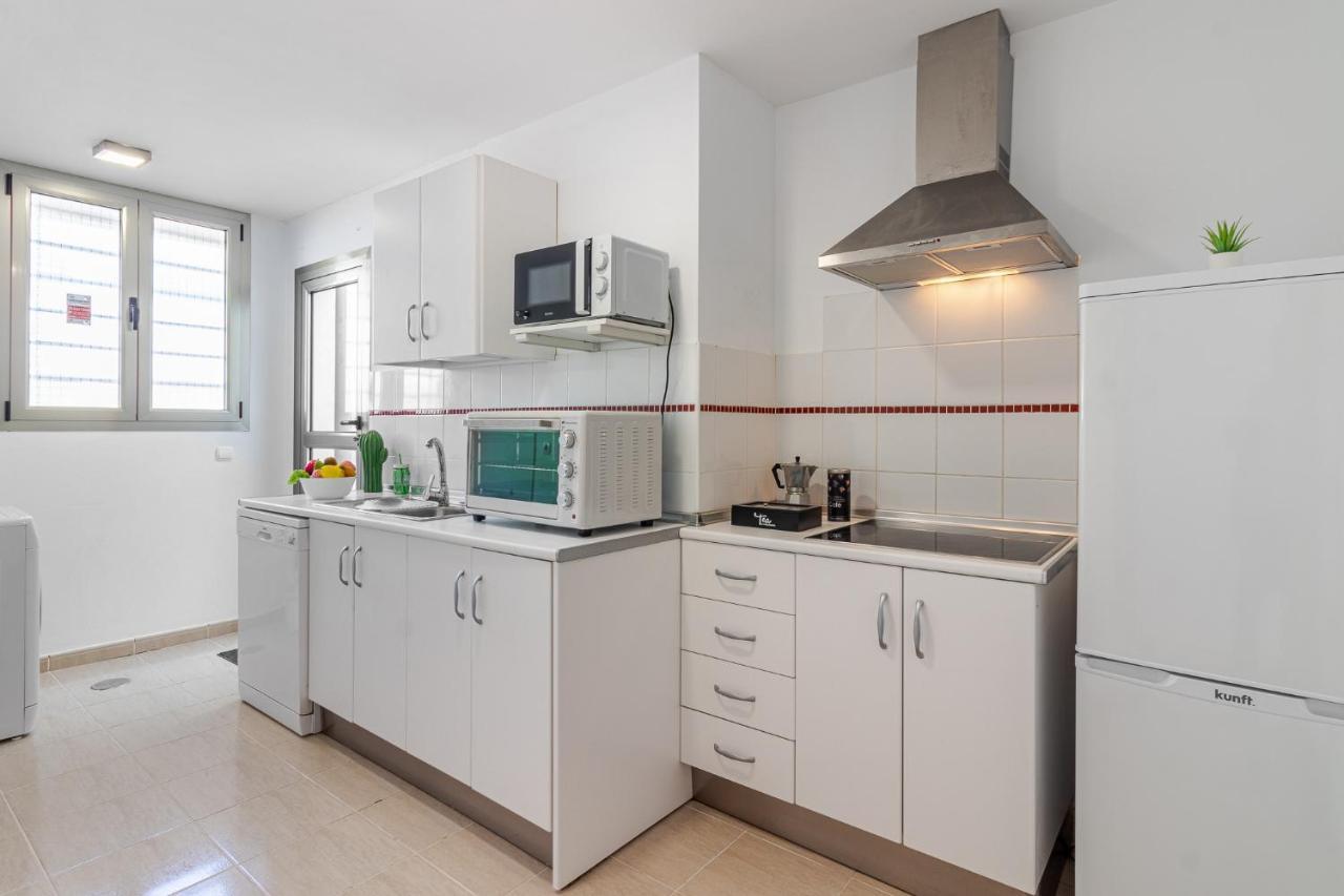 Flatguest Trebolina - 3bdr - Fastwifi - Parking