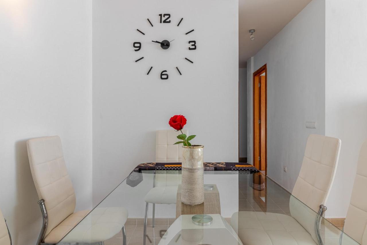 Apartment Flatguest Trebolina - 3bdr - Fastwifi - Parking