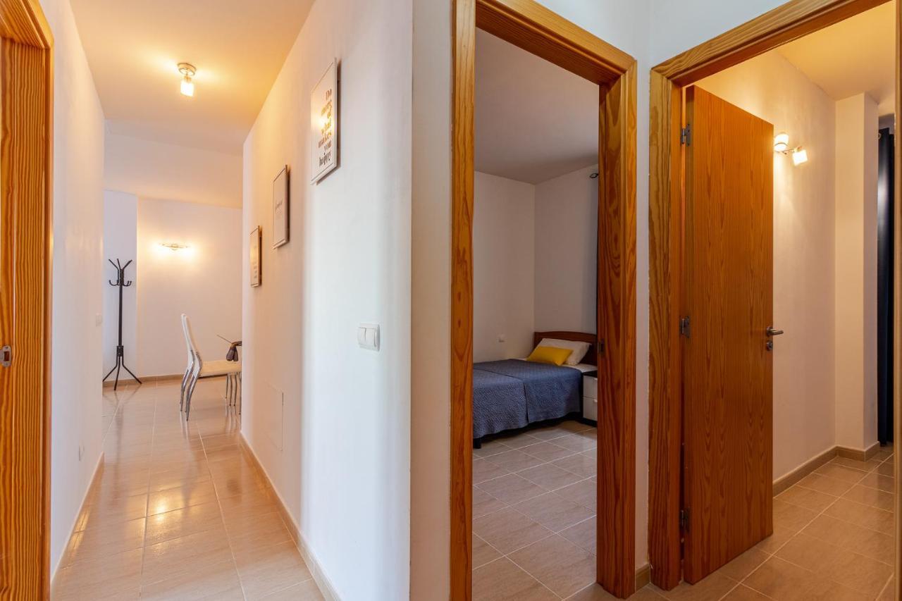 Flatguest Trebolina - 3bdr - Fastwifi - Parking Apartment
