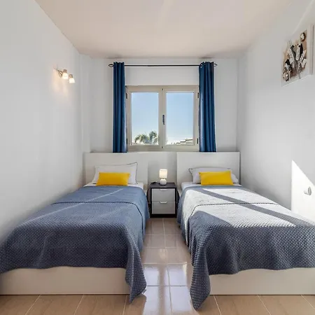 Flatguest Trebolina - 3Bdr - Fastwifi - Parking Apartment Vecindario  Exterior photo