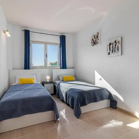 Flatguest Trebolina - 3Bdr - Fastwifi - Parking Apartment Vecindario  Exterior photo